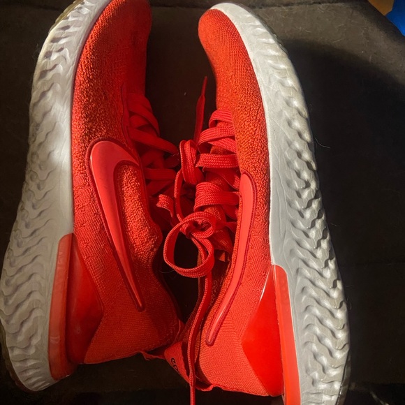 Looks brand new- slip on red Nikes - Picture 2 of 2